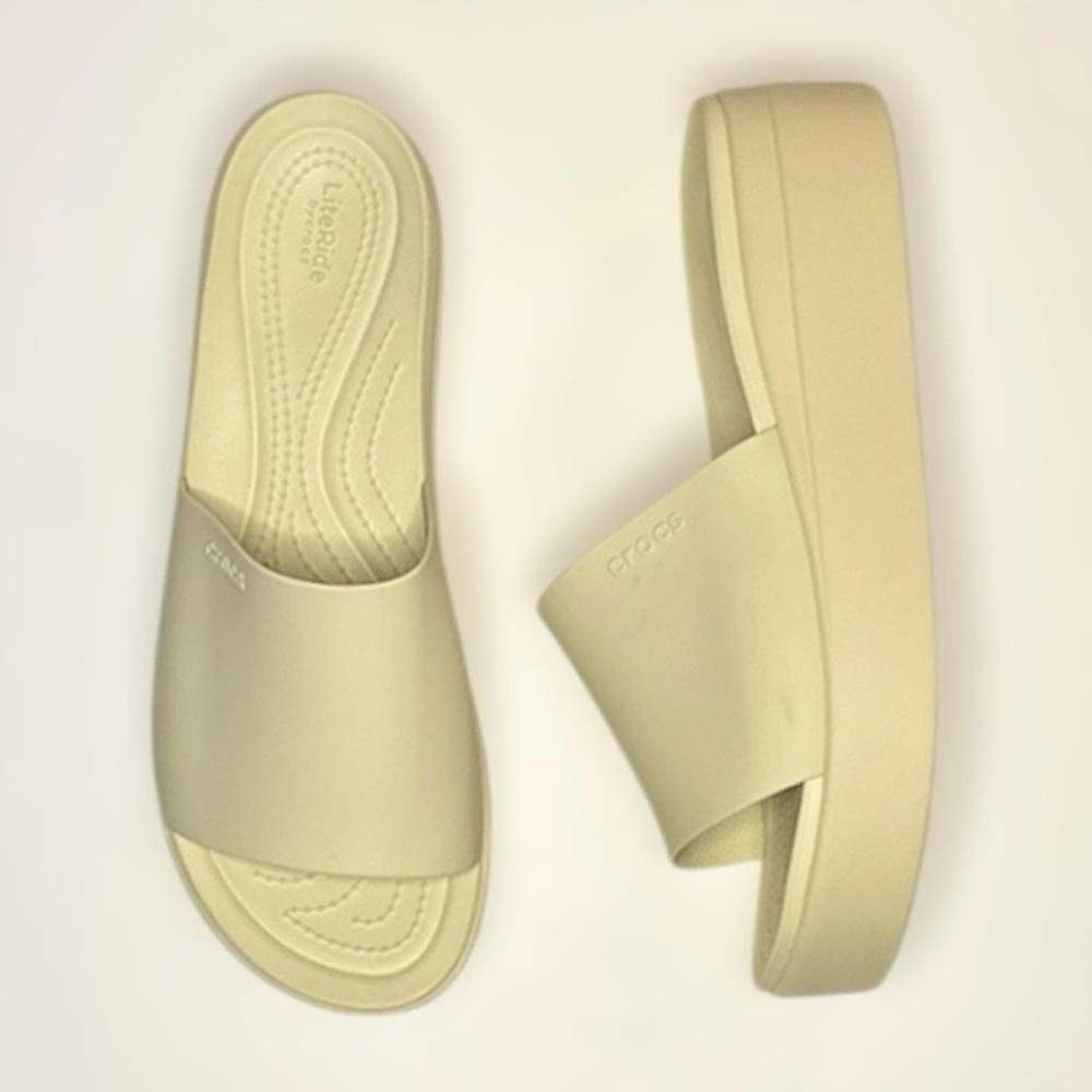 EUC Crocs Brooklyn Platform Slide in Bone - Women's Size 11